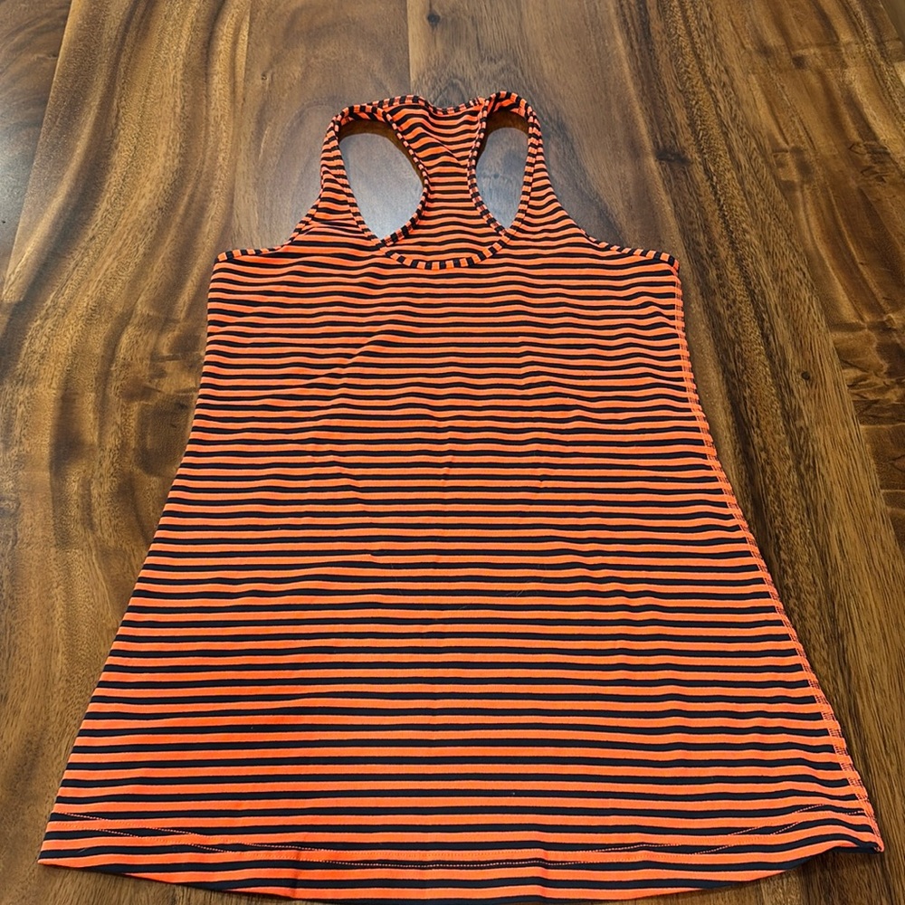 Lululemon tank